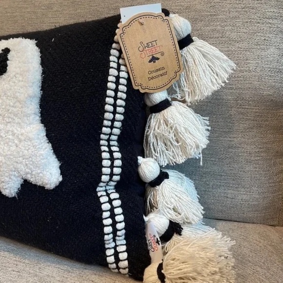 NEW Black ghost tassel pillow Pac-Man viral TikTok - Picture 2 of 6